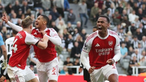 آرسنال يسعى لتحقيق انتصار جديد أمام فولهام لتعزيز صدارته في البريميرليج