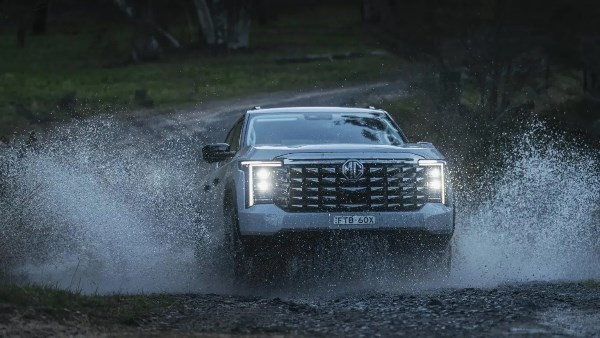 أسعار إم جي U9 الجديدة لعام 2026 في السعودية