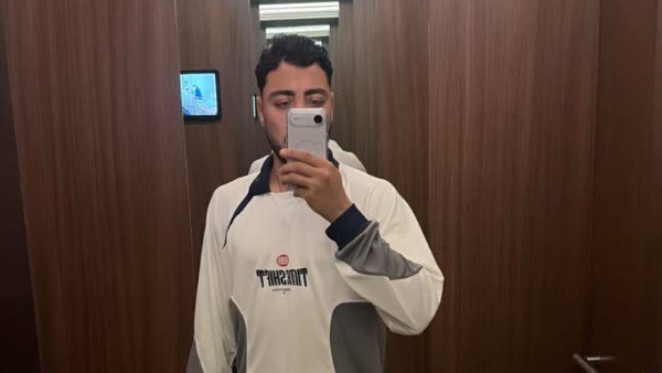 أكرم توفيق يتألق في أحدث إطلالة له على إنستجرام