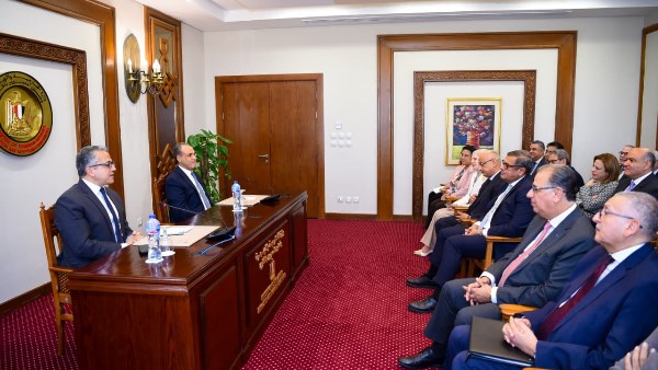 أول زيارة للدكتور خالد العناني كمدير عام لليونسكو تستقبلها وزارة الخارجية