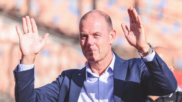 الأهلي يتحدث عن أول مباراة للمدرب الجديد أمام جماهيره ضد الاتحاد السكندري