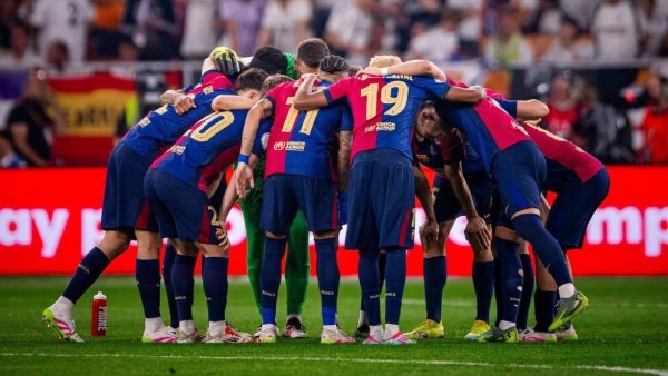 التشكيلة المتوقعة لبرشلونة في مواجهة أولمبياكوس اليوناني بدوري أبطال أوروبا