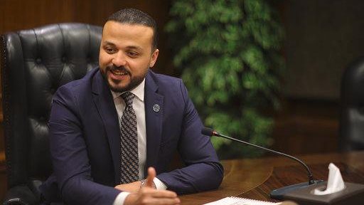 الجارحي يعبر عن فخره بثقة الكابتن الخطيب وجماهير الأهلي المتجددة