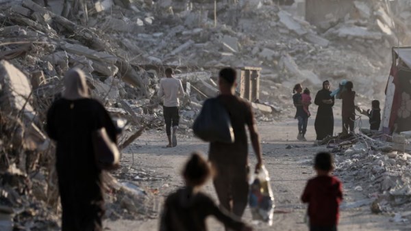 انفجارات وتحليق مكثف لطائرات إسرائيلية فوق رفح يُرعب السكان المدنيين