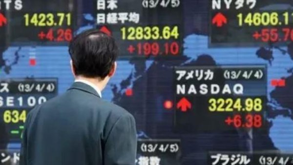 تراجع الأسواق الآسيوية بسبب ضغوط التكنولوجيا وانتظار بيانات التجارة اليابانية