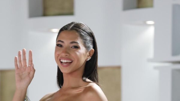 جاسيكا حسام الدين تتألق بأناقة الأسود كالفراشة في مهرجان الجونة السينمائي