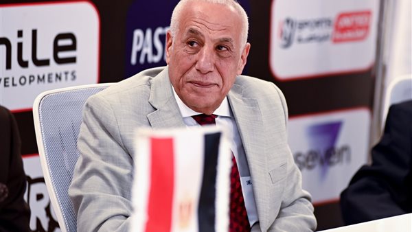 حقيقة استقالة حسين لبيب من مجلس إدارة الزمالك