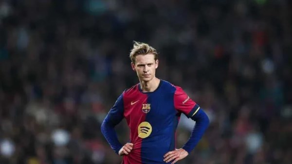 دي يونج يسبب القلق لبرشلونة قبل الكلاسيكو المرتقب