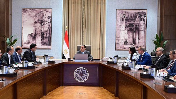 رئيس الوزراء يراقب خطوات تنفيذ مشروع حدائق تلال الفسطاط للإدارة والتشغيل