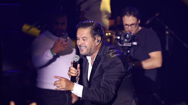 راغب علامة يحقق نجاحًا كبيرًا بحفل كامل العدد في باريس