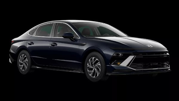 سعر هيونداي سوناتا هايبرد 2026 في السعودية