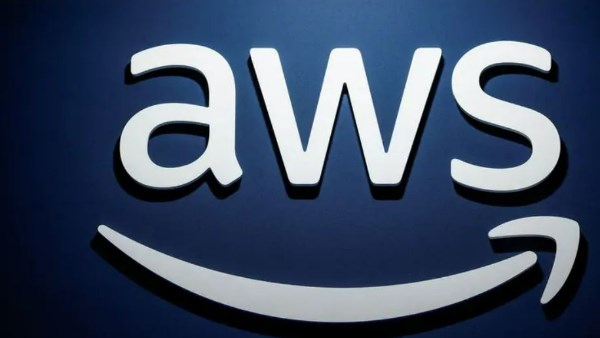 عطل يؤثر على آلاف المستخدمين: تفاصيل أزمة خدمات أمازون ويب سيرفيسز