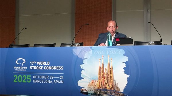 عميد قصر العيني يشارك في المؤتمر العلمي للسكتة الدماغية ببرشلونة ويستعرض التجربة المصرية مع أبرز علماء المجال