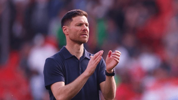 كلاسيكو الأرض: ألونسو يكشف تفاصيل مثيرة عن مواجهة برشلونة