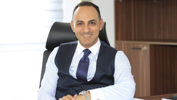 محلل اقتصادي: انخفاض أسعار الذهب تصحيح طبيعي بعد ارتفاع تاريخي