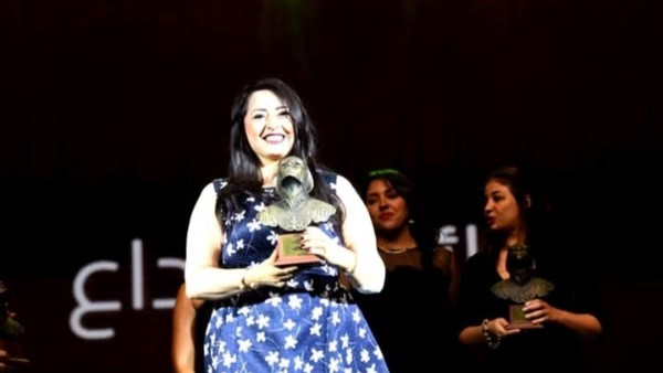 هند عاكف تحصد جائزة الإبداع في مهرجان المهن التمثيلية للمسرح المصري