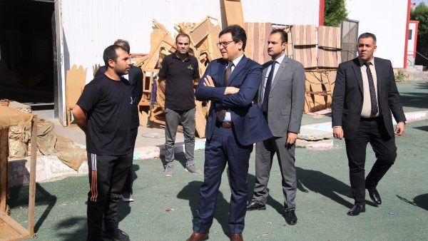 هنو يزور قصر ثقافة روض الفرج ويتابع فعاليات ملتقى شباب المخرجين