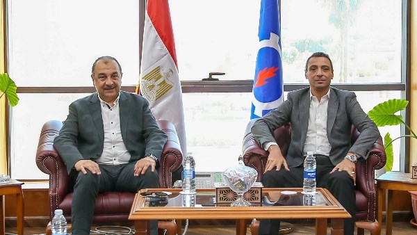 وزير قطاع الأعمال العام يعلن عن مشروعات وتوسعات صناعية واستثمارية وسياحية في السويس