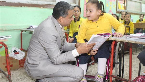 وكيل تعليم الجيزة يثني على مديري المدارس المتميزة في منشأة القناطر لارتفاع نسب حضور الطلاب تجاوزت 95%