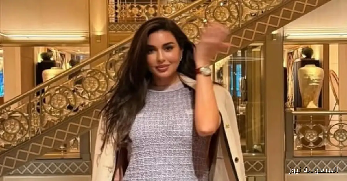 ياسمين صبري تتألق بأحدث إطلالة لها من باريس