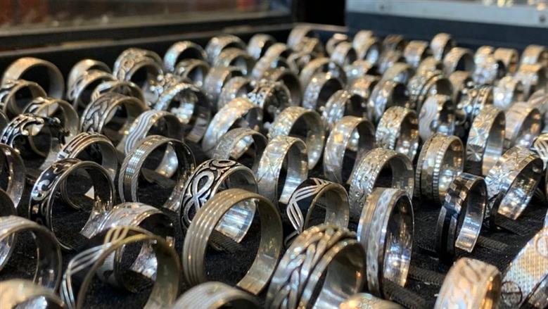 أسعار الفضة في الأسواق المحلية والدولية اليوم الأحد 30-11-2025