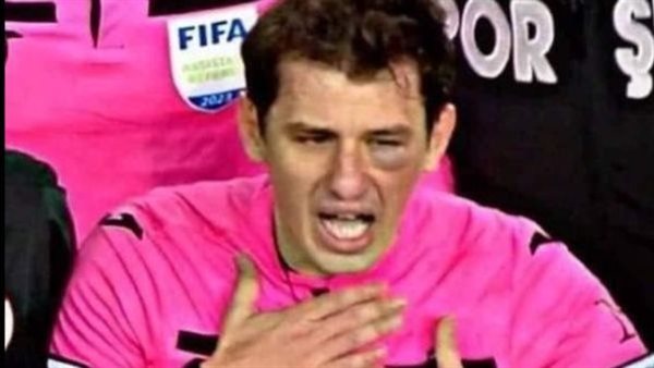 اعتداء على خليل أوموت حكم نهائي السوبر بين الأهلي والزمالك في الدوري التركي