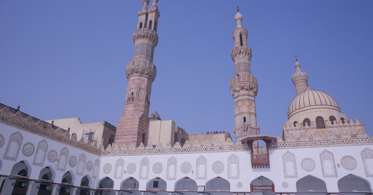 الأزهر الشريف يطالب بتشديد العقوبات على التحرش بالأطفال من خلال تدخل تشريعي