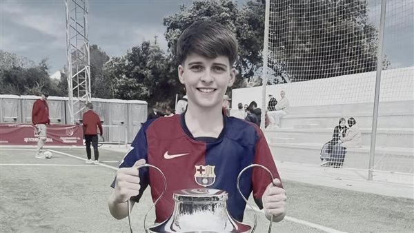 ديفيد مورينو موهبة برشلونة: معاناة من مشاكل النمو تؤخر عودته للملاعب