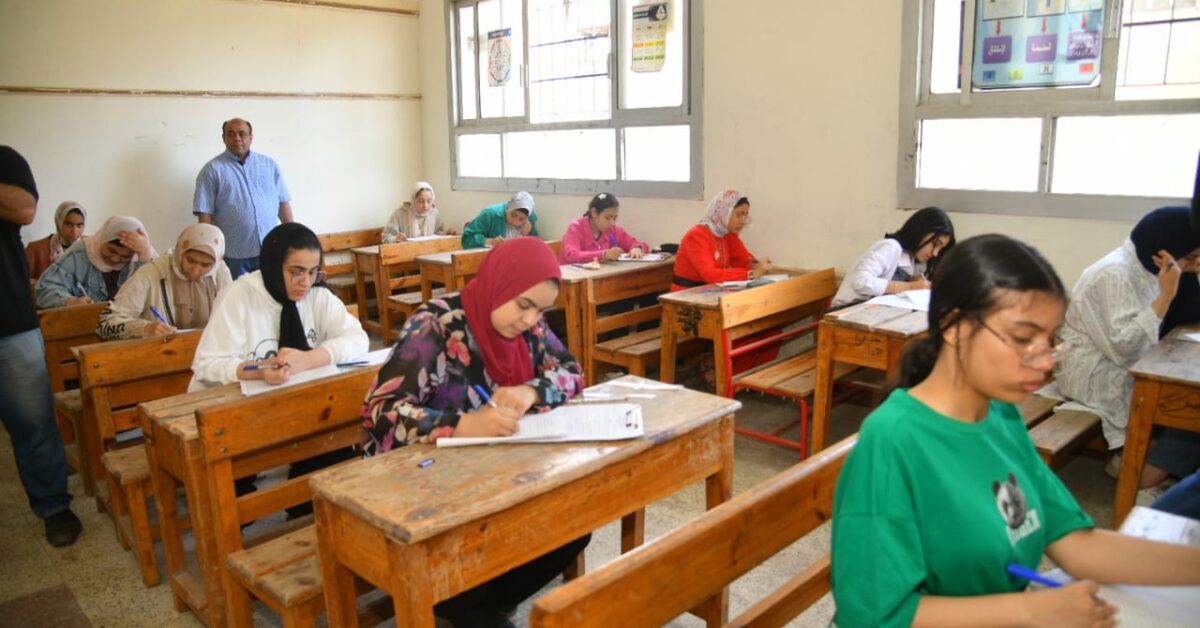 كيفية التسجيل في استمارة الصف الثالث الإعدادي