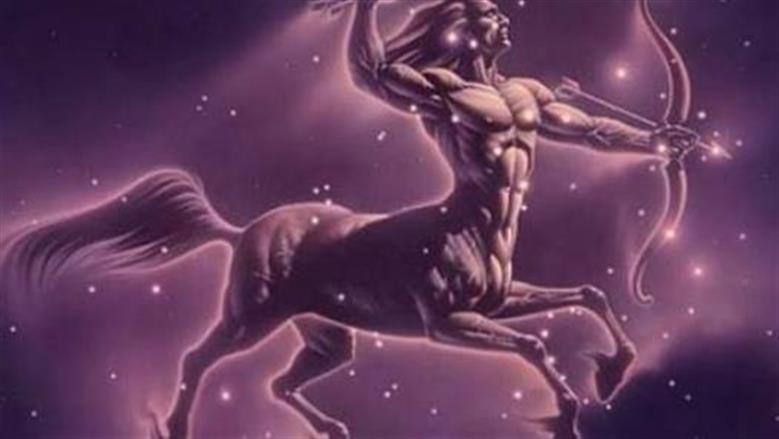 لا تجهد نفسك في إقناع الناس برأيك.. حظك اليوم الجمعة 28-11-2025 لبرج القوس