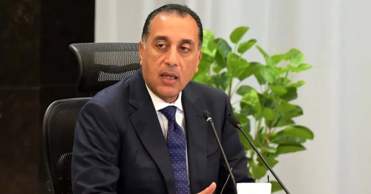 مدبولي: دعم غير مسبوق من الرئيس لقطاع الاتصالات.. وشراكة مصرية قطرية لإطلاق مشروع عالمي بعلم الروم