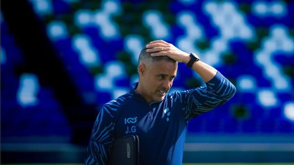 مستحقات جوميز ومساعديه تعيق قيد الزمالك