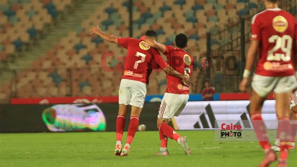 موعد مباراة الأهلي وسيراميكا كليوباترا اليوم في نصف نهائي كأس السوبر المصري 2025 مع المعلق