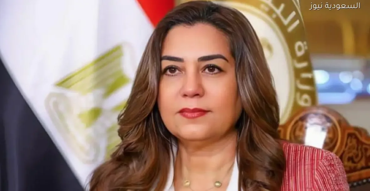 وزيرة التنمية المحلية تتفقد مشروعات جديدة في بورسعيد والإسماعيلية