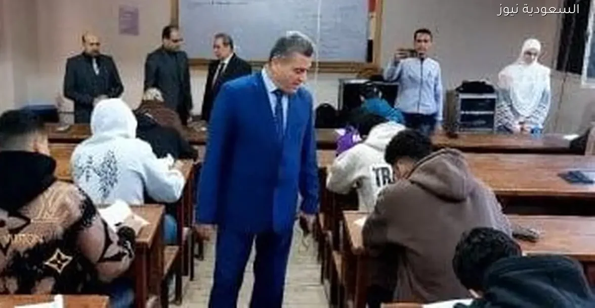 نائب رئيس جامعة بنها يزور امتحانات الفصل الدراسي الأول في كلية العلوم