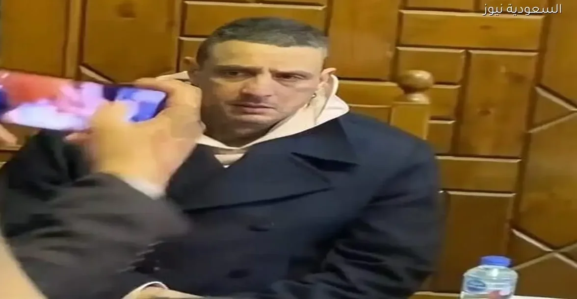 نقيب الصحفيين: تصرف أحد المصورين في عزاء والدة أحمد الفيشاوي مخالف لقواعد التغطية