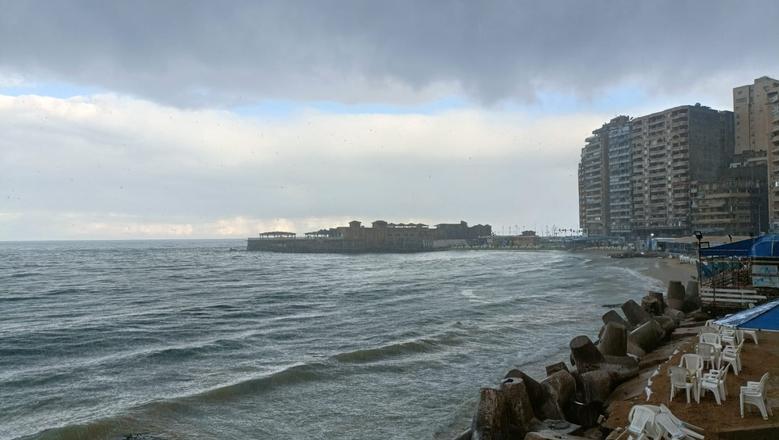 72 ساعة تحت تأثير «نوة القاسم».. برودة ورياح قوية وأمطار غزيرة