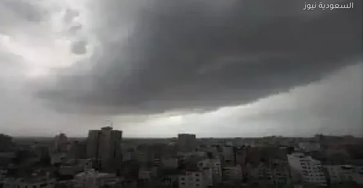 أمطار متفرقة متوقعة في عدة محافظات خلال الساعات المقبلة