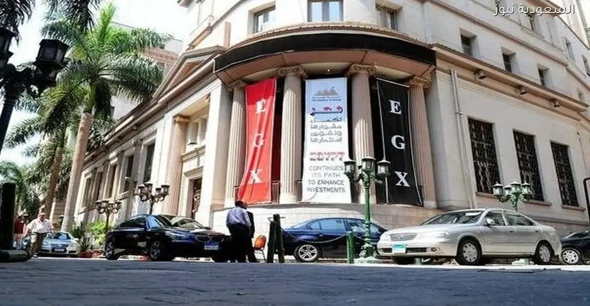 سهم قطاع الاتصالات يرتفع 1.7% ويتصدر سيولة بورصة مصر اليوم