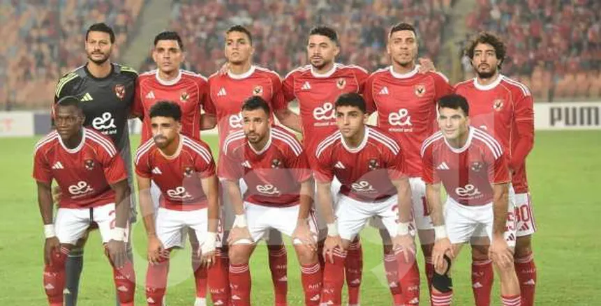 عروض سعودية وقطرية تلاحق مهاجم الأهلي المحتمل