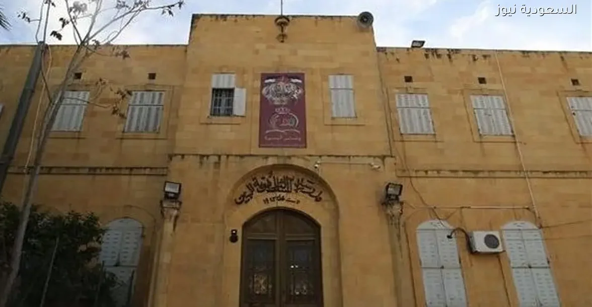 مصريون في عمان يطالبون بحل بعد زيادة الرسوم المدرسية لغير الأردنيين