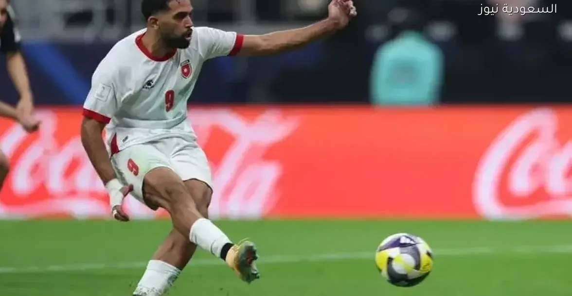 من سيفوز بجائزة الحذاء الذهبي في كأس العرب: علي علوان أم كريم البركاوي؟