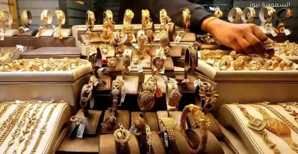 هل الوقت مناسب لشراء الذهب في ظل تقلبات الدولار والدرهم؟