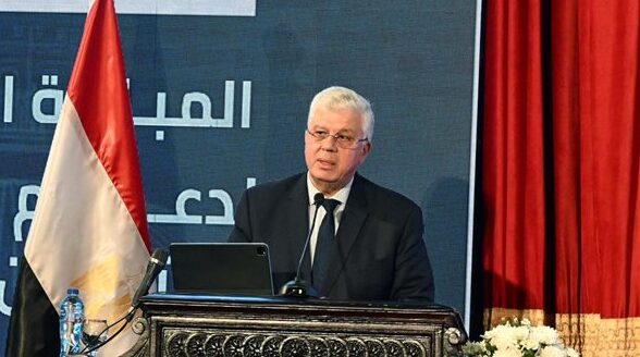 أيمن عاشور يشرح رؤية التعليم العالي للاستثمار في العقول المصرية