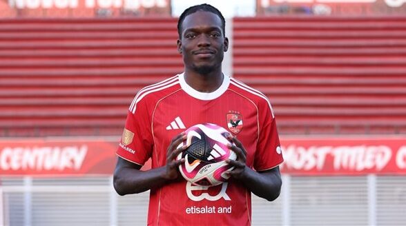 الأهلي يتعاقد مع الأنجولي كامويش على سبيل الإعارة حتى نهاية الموسم