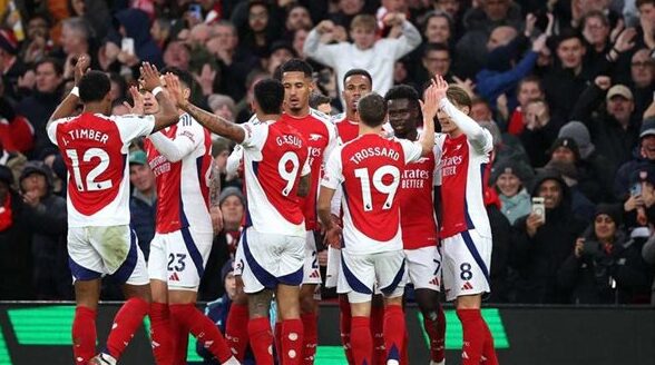 تاريخ المواجهات بين أرسنال ومانشستر يونايتد في البريميرليج