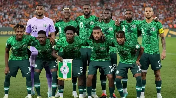 تشكيل نيجيريا المتوقع لمواجهة مصر في كأس أمم أفريقيا بدون أوسيمين