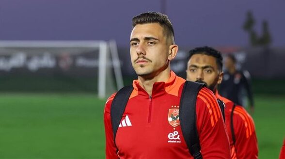 جراديشار يودع اللاعبين ويجمع متعلقاته قبل الرحيل عن النادي الأهلي