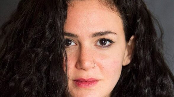 ركين سعد تجسد شخصية مدرسة من أصول صعيدية في مسلسل «أب ولكن»