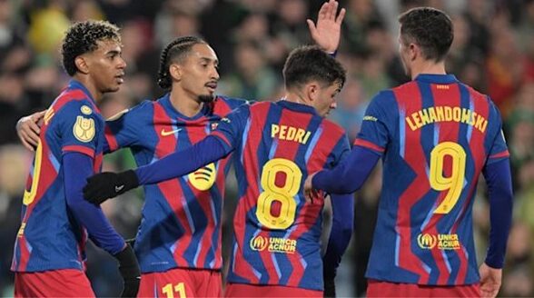 قائمة برشلونة لمواجهة ريال سوسيداد في الدوري الإسباني تضم 21 لاعبًا